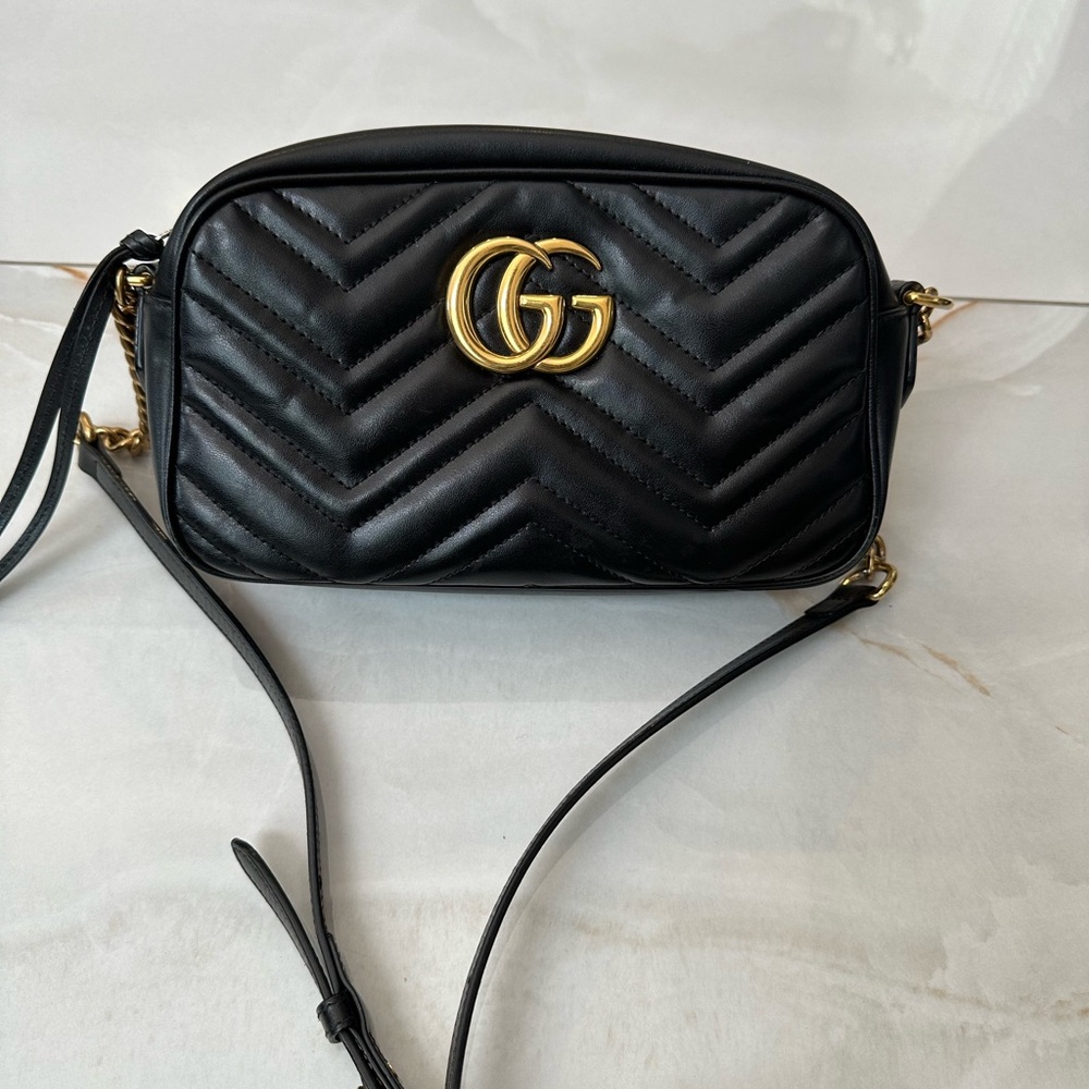 GUCCI Marmont black leather bag
